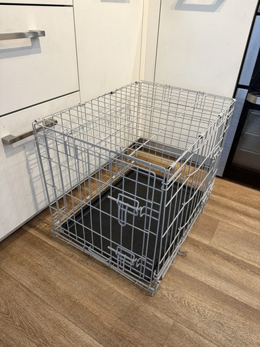 Small pet crate - small,